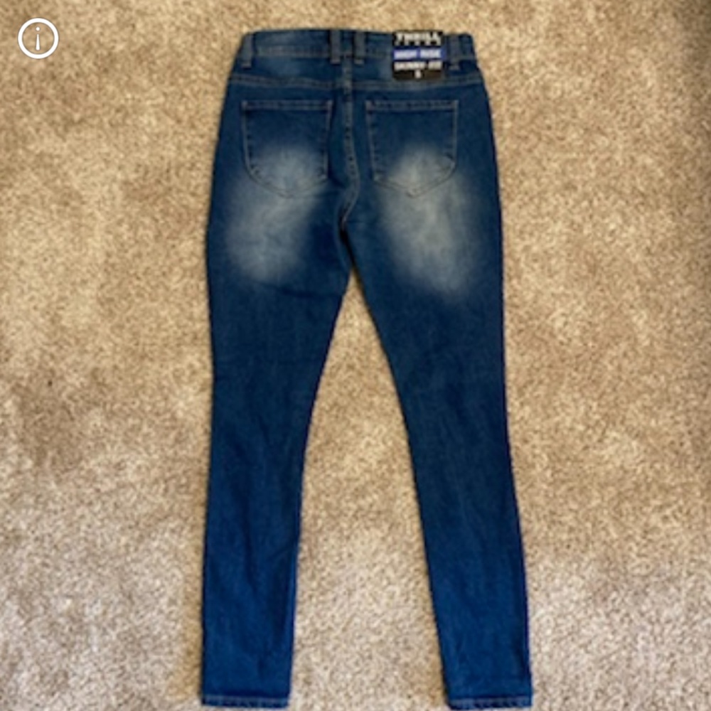 NWT High Rise Thrill Jeans - Picture 7 of 7